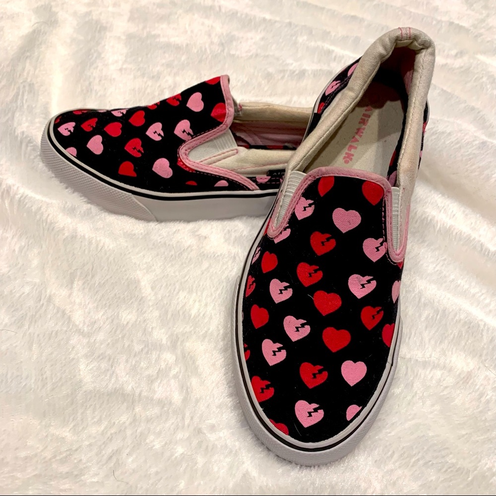 AIRWALK size 6.5 Slip-On Shoes